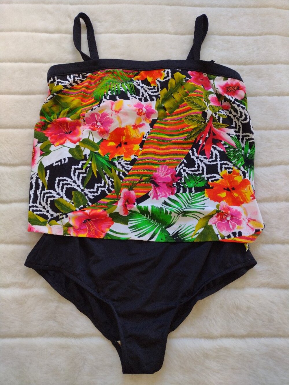 Maxine of Hollywood Women's One Piece Swimsuit 20W Floral Black